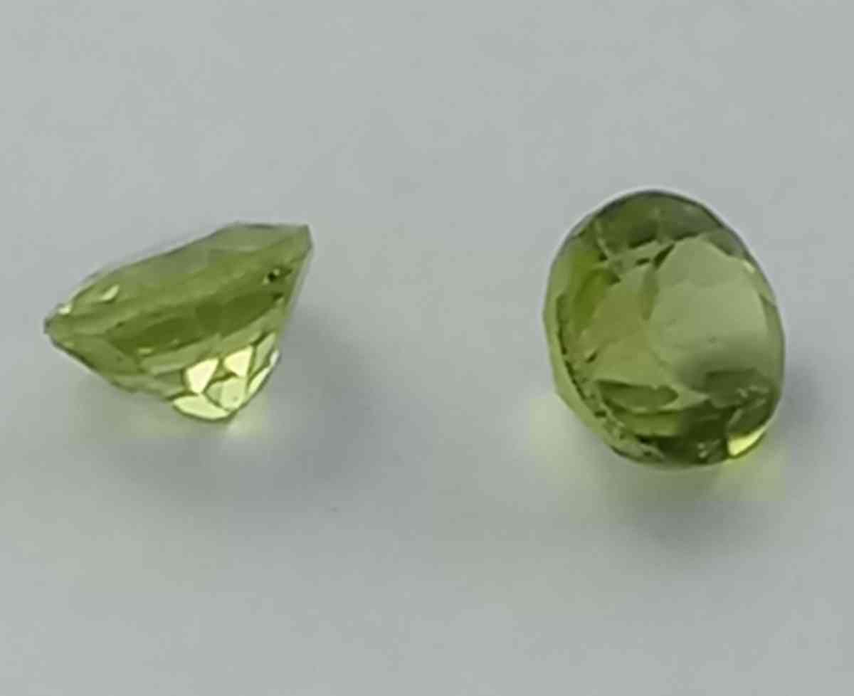Rare 075ct Apple Green Tanzanite - Gonzales, Louisiana - FleaMarketBay