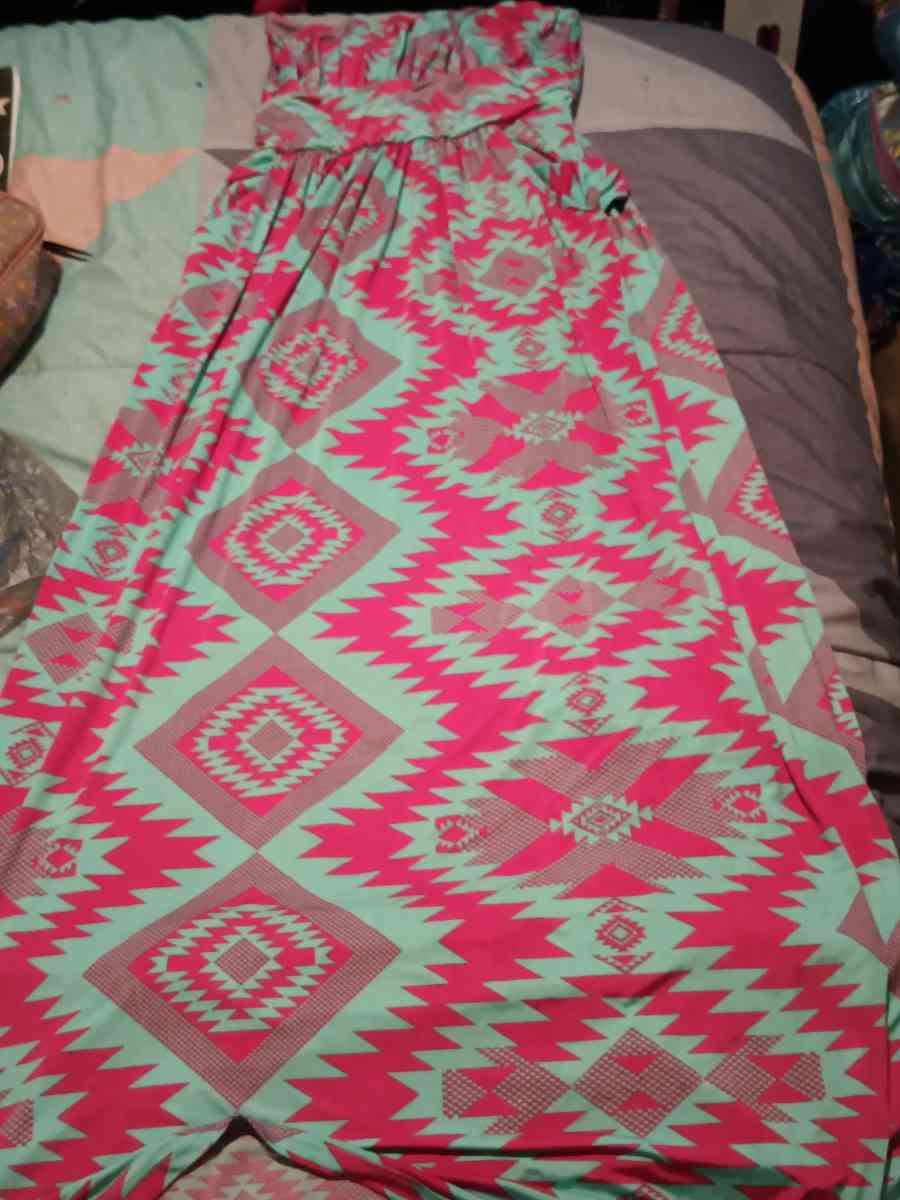 closet clean out 2 - Montgomery, Alabama - FleaMarketBay