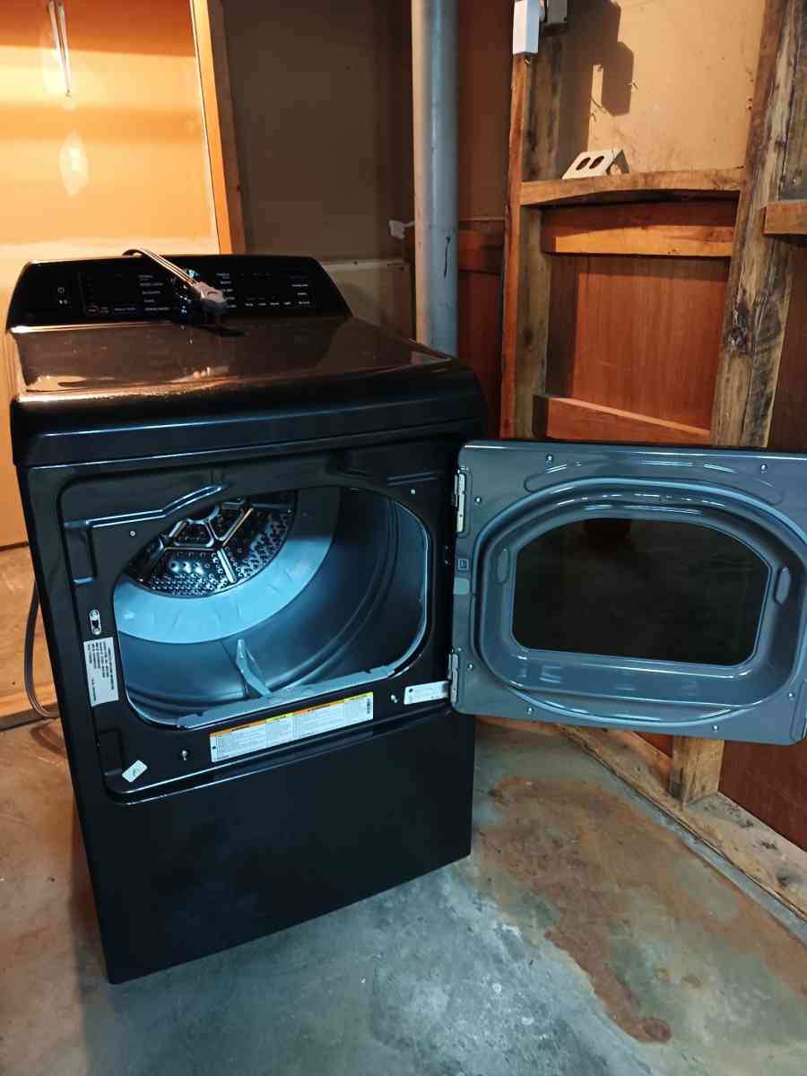 GE Profile Electric Dryer - Cincinnati, Ohio - FleaMarketBay