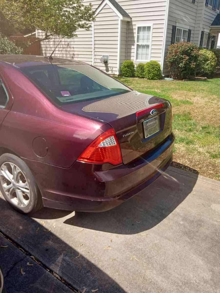 2012 ford fusion - Huntersville, North Carolina - FleaMarketBay
