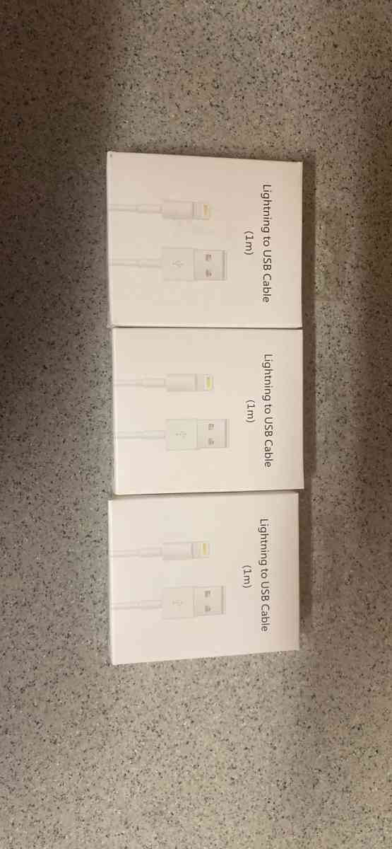 new iPhone charger Lightning to USB Cable 1m 3 piece 10 - Adams, New York