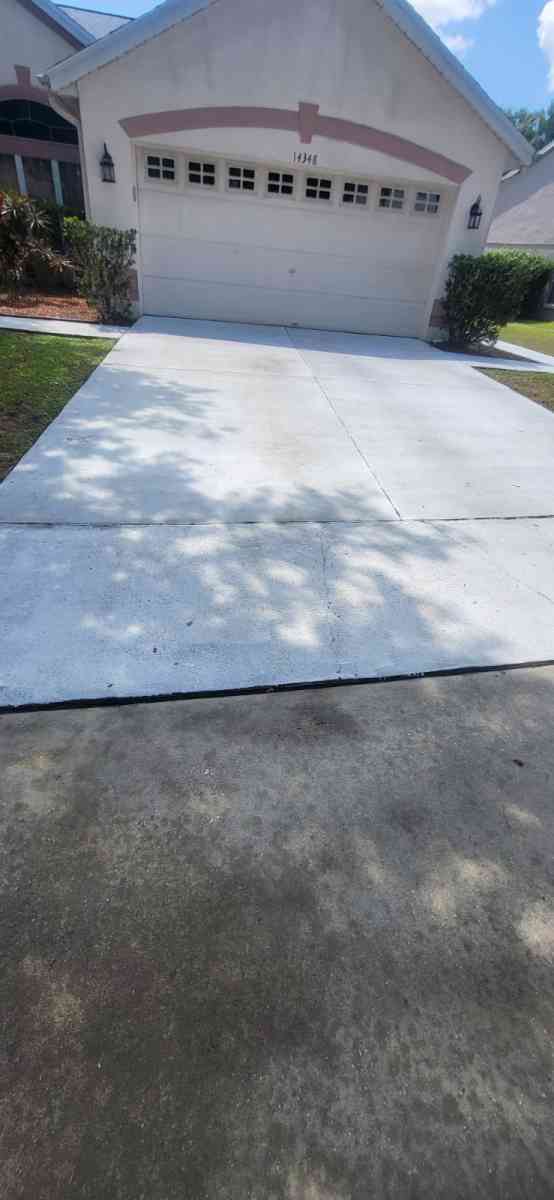 Pressure washing Houses and Offices - Orlando, Florida - FleaMarketBay