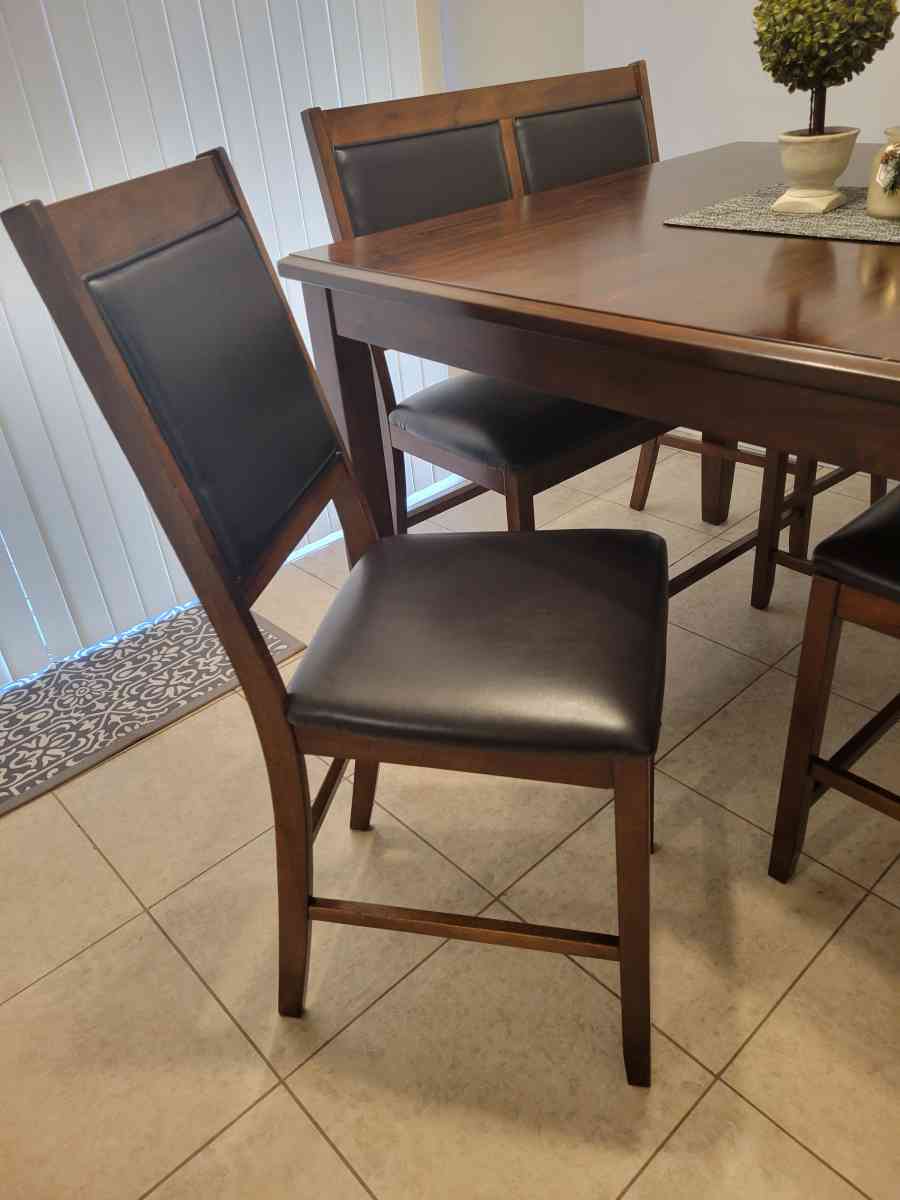 kitchen table - Plainfield, Illinois - FleaMarketBay