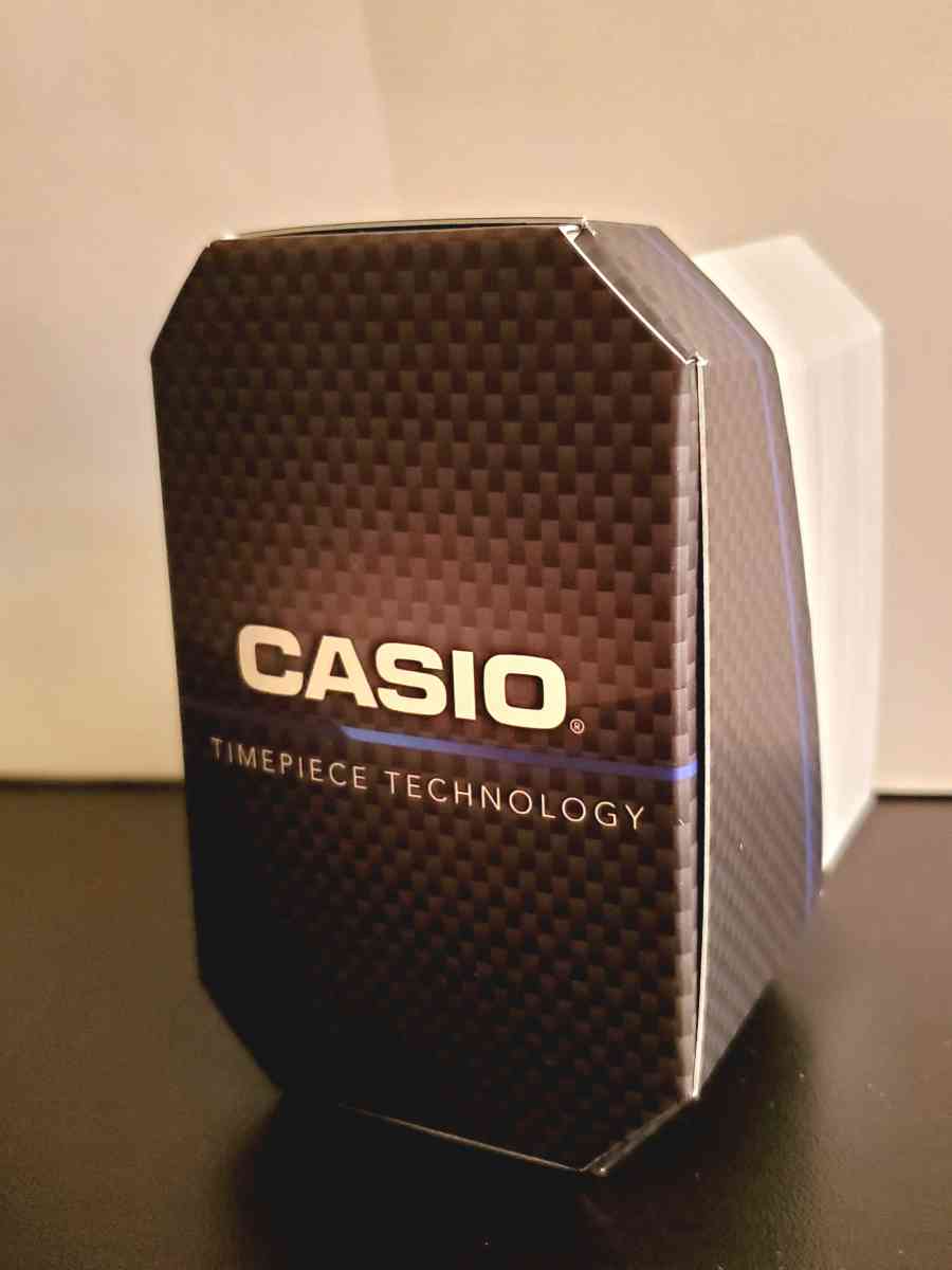 Mens Casio Watch 200 Meter Red and Blue Rotating Bezel - Lorain, Ohio - FleaMarketBay