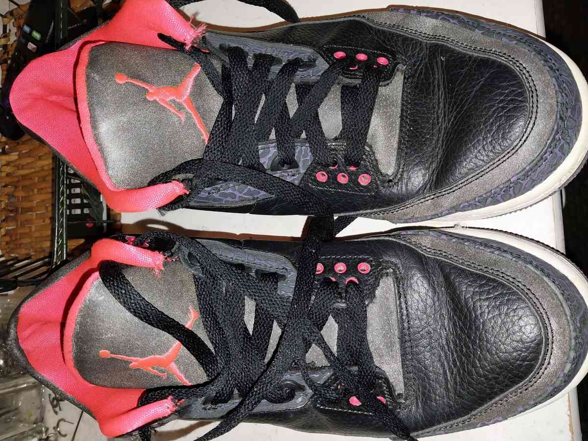 Jordan 3s - Tallahassee, Florida - FleaMarketBay