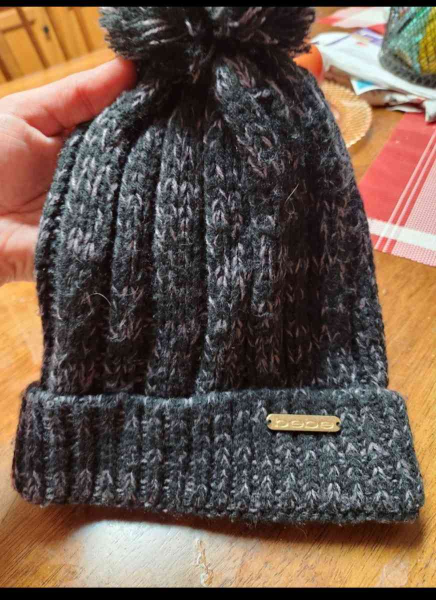 Grey BEBE Scarf and Beanie set - Wilmington, Delaware - FleaMarketBay