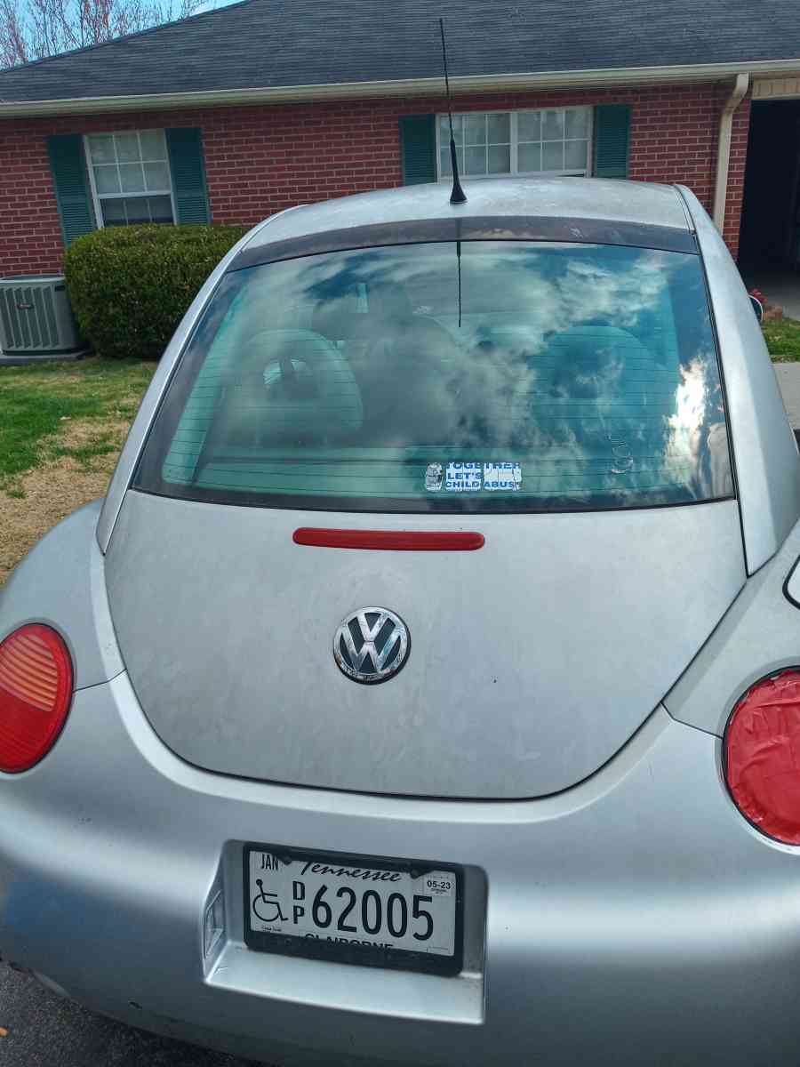 Volkswagen silver 125000 miles runs good drives good - Alicia, Arkansas - FleaMarketBay