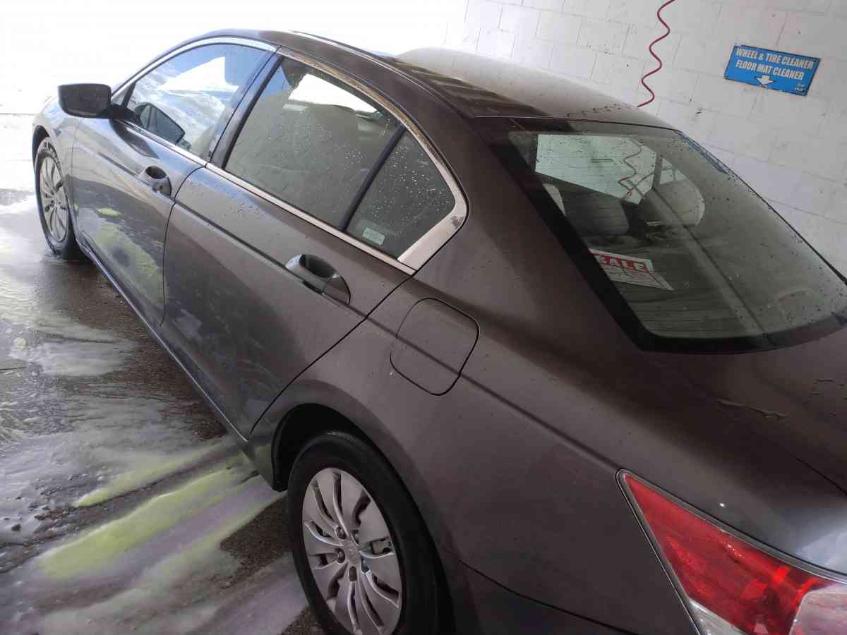 cars and trucks - San Bernardino, California - FleaMarketBay