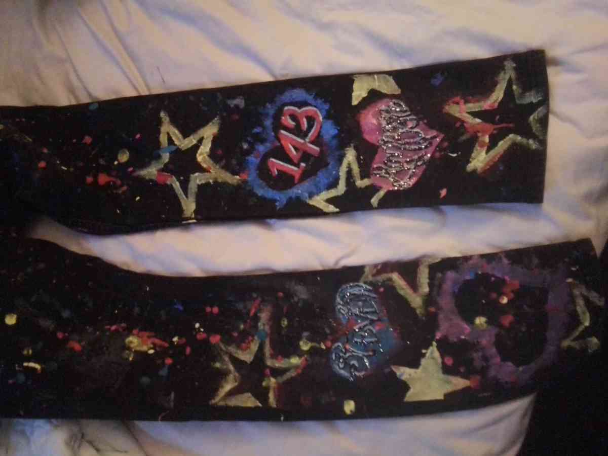 I make custom design pants shoes or shirts - Bethlehem, Pennsylvania - FleaMarketBay