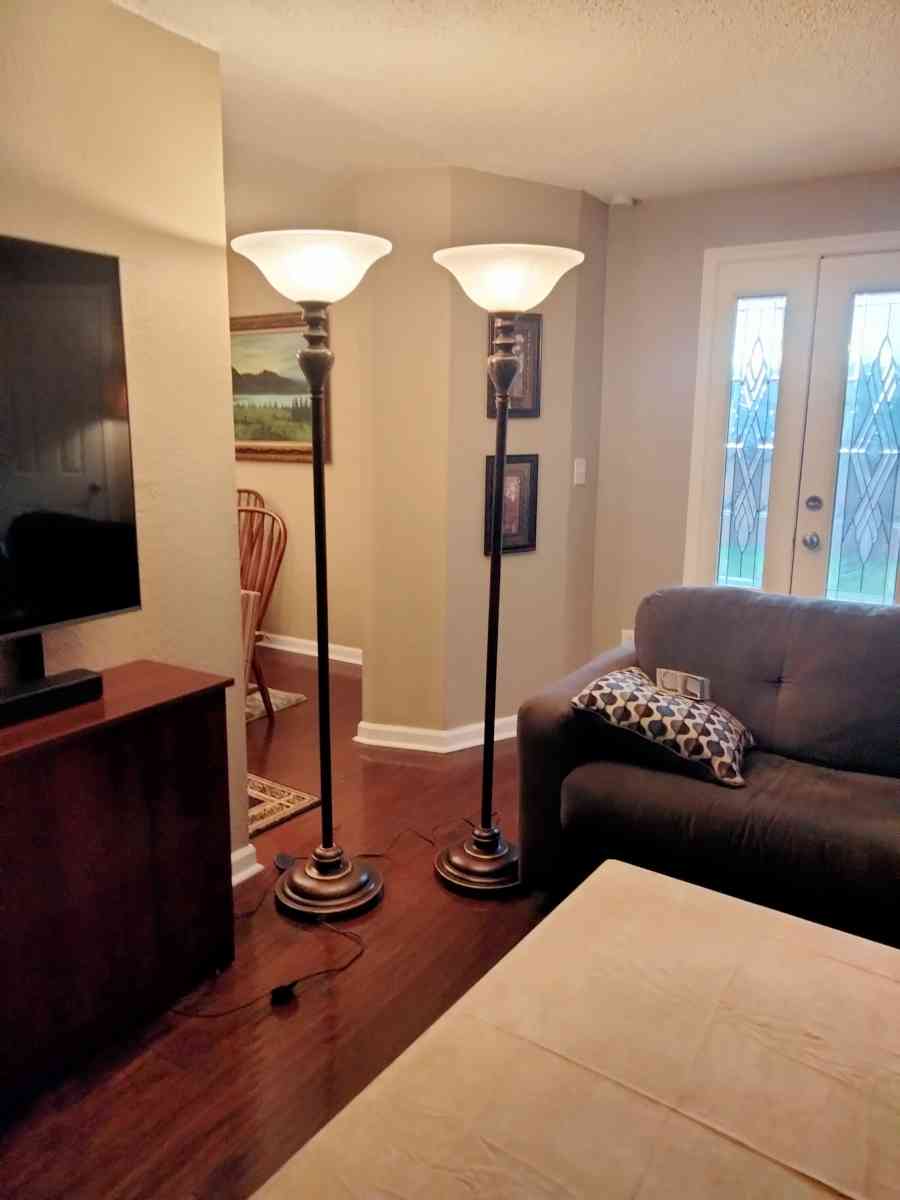 vintage floor lamps - Tacoma, Washington - FleaMarketBay