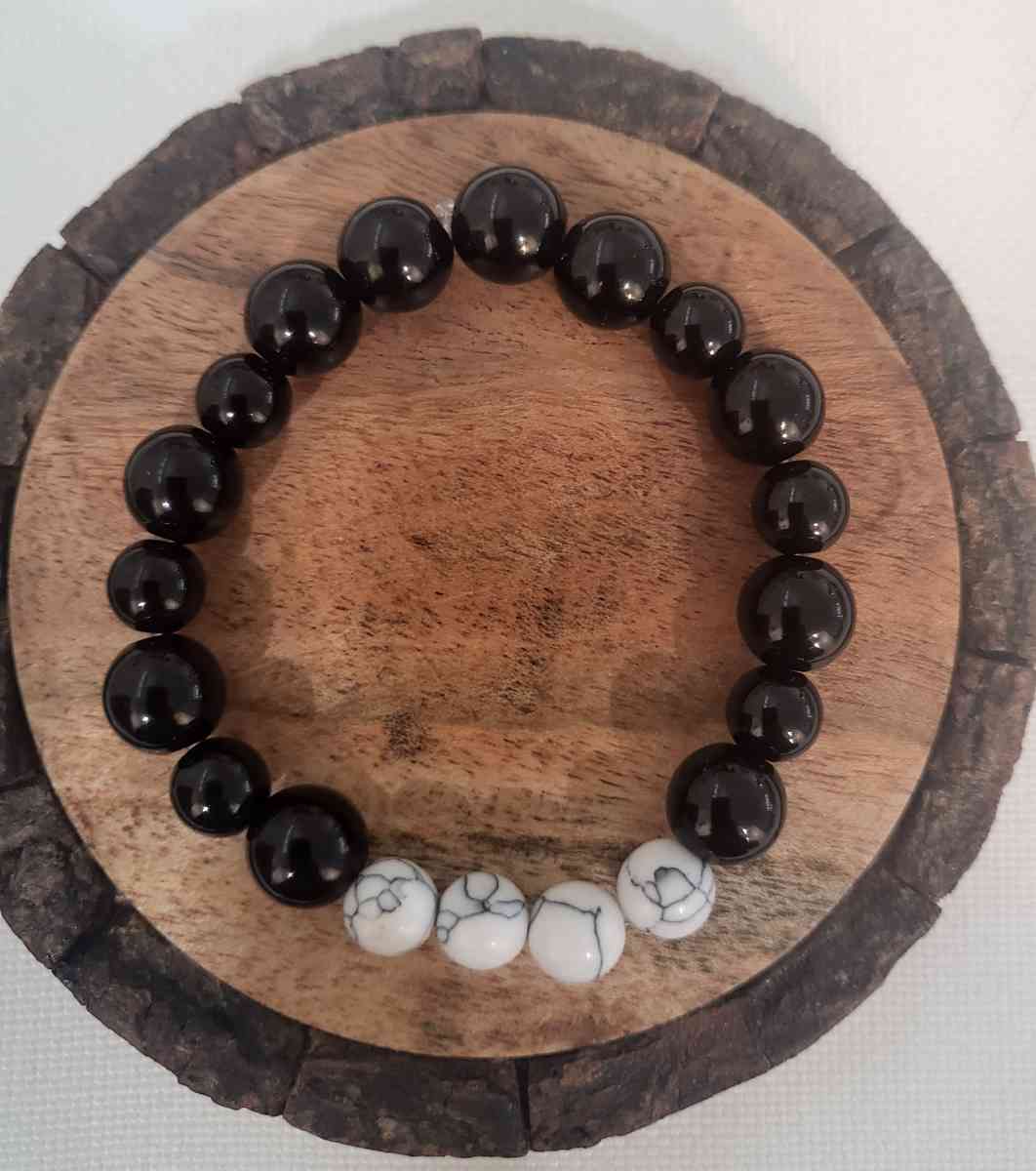 Bracket for sale - Boca Raton, Florida - FleaMarketBay