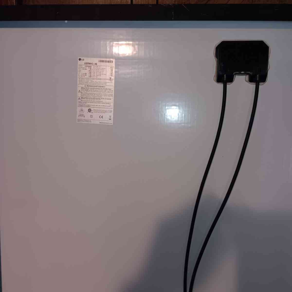 LG solar panels for house 250 a piece - Oklahoma City, Oklahoma - FleaMarketBay