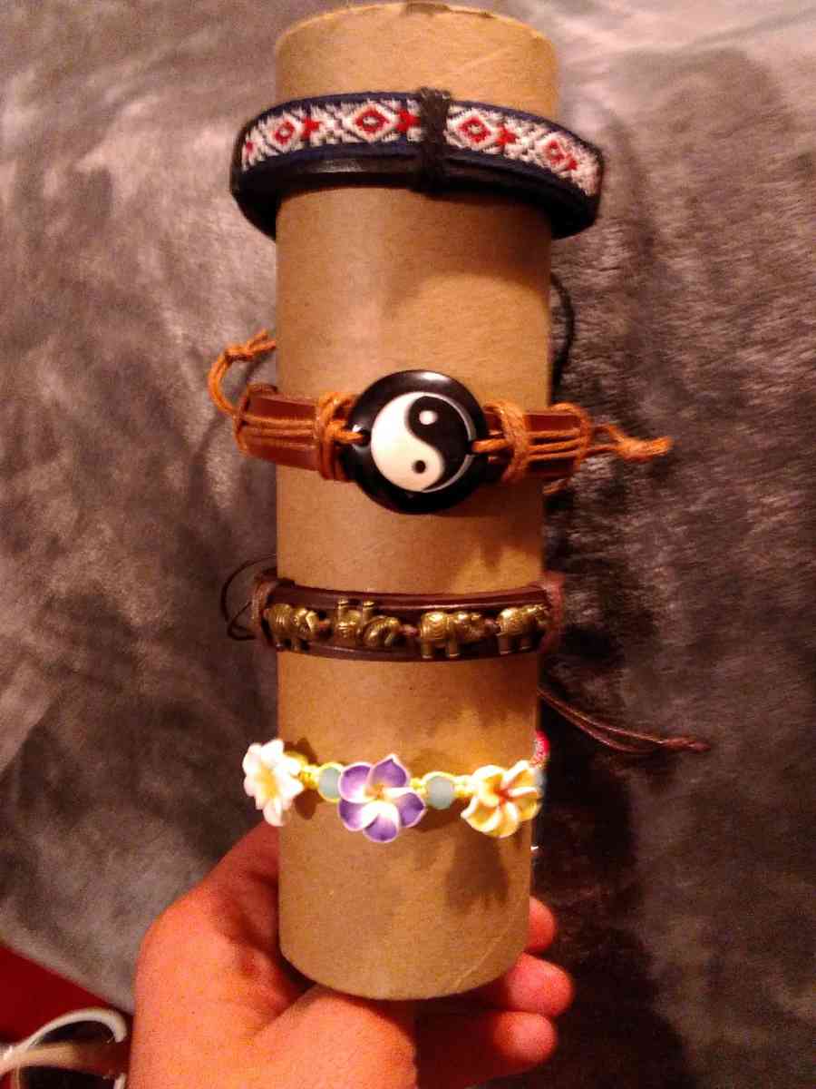 bracelets of symbolism with owls turtles and elephants - San Antonio, Florida - FleaMarketBay
