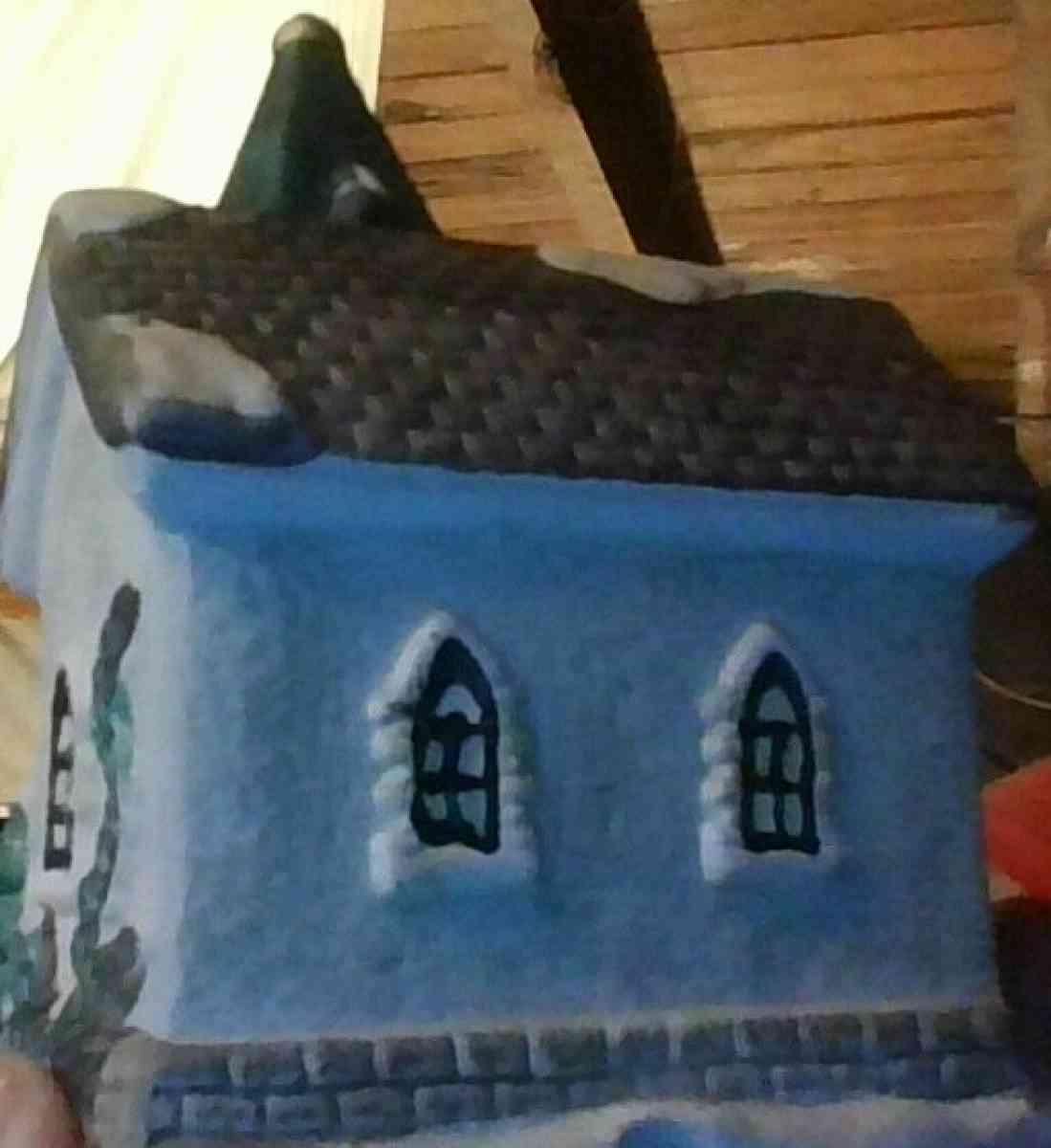 Light up House for Christmas scence - Alliance, Ohio - FleaMarketBay