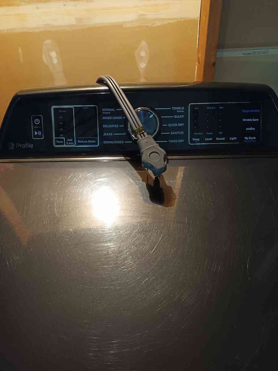 GE Profile Electric Dryer - Cincinnati, Ohio - FleaMarketBay