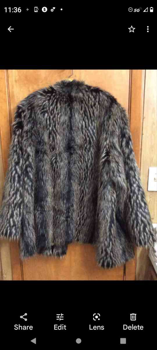 Fox Fur Coat - Lufkin, Texas - FleaMarketBay
