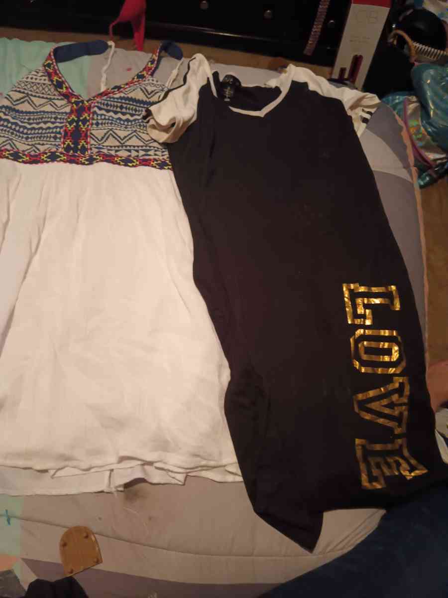 closet clean out 3 - Montgomery, Alabama - FleaMarketBay