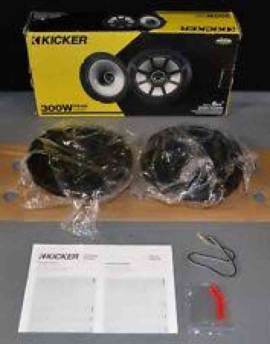 New Pair of Kicker Speakers - Tallahassee, Florida