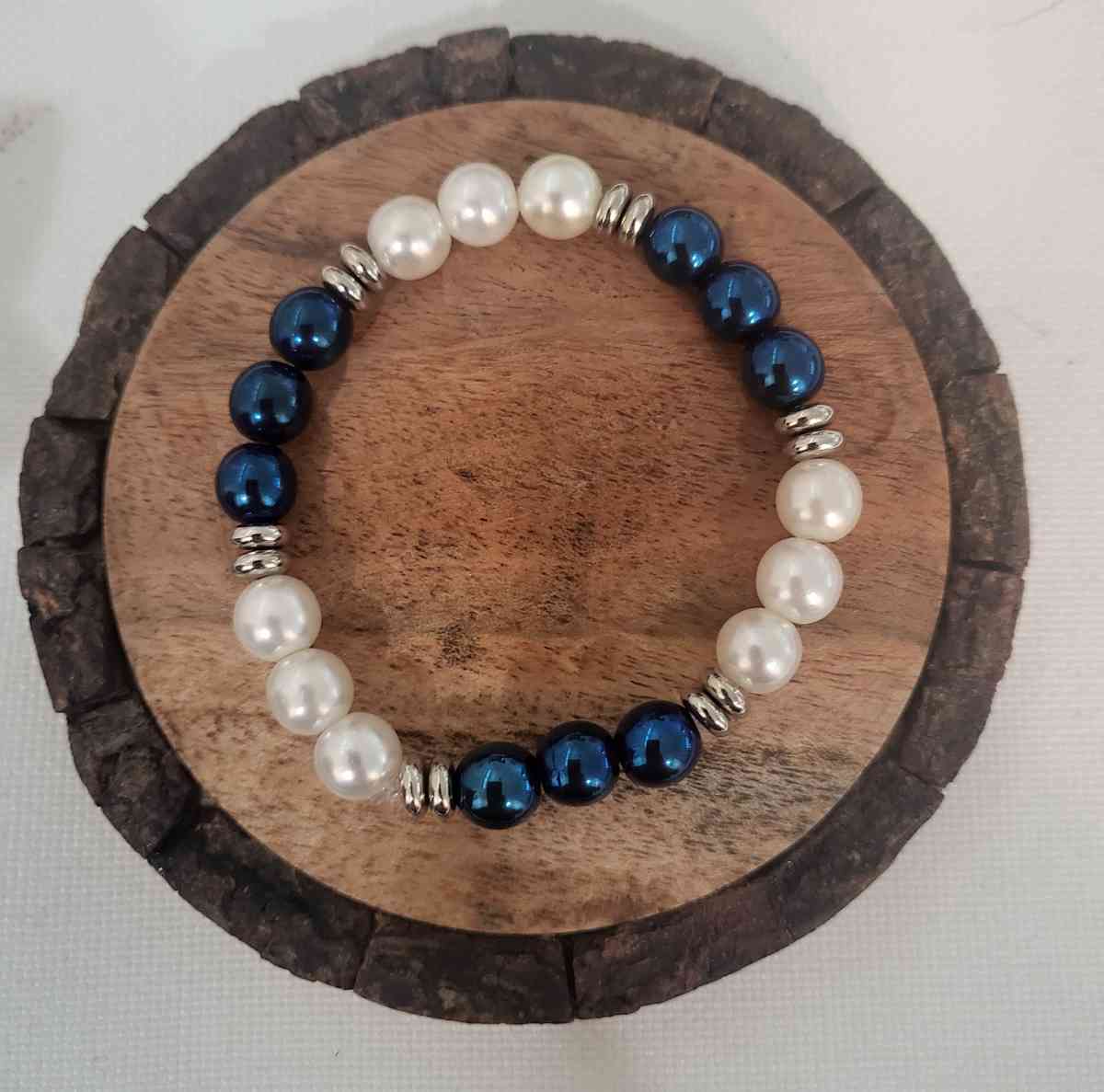 Bracelets for sale - Boca Raton, Florida - FleaMarketBay