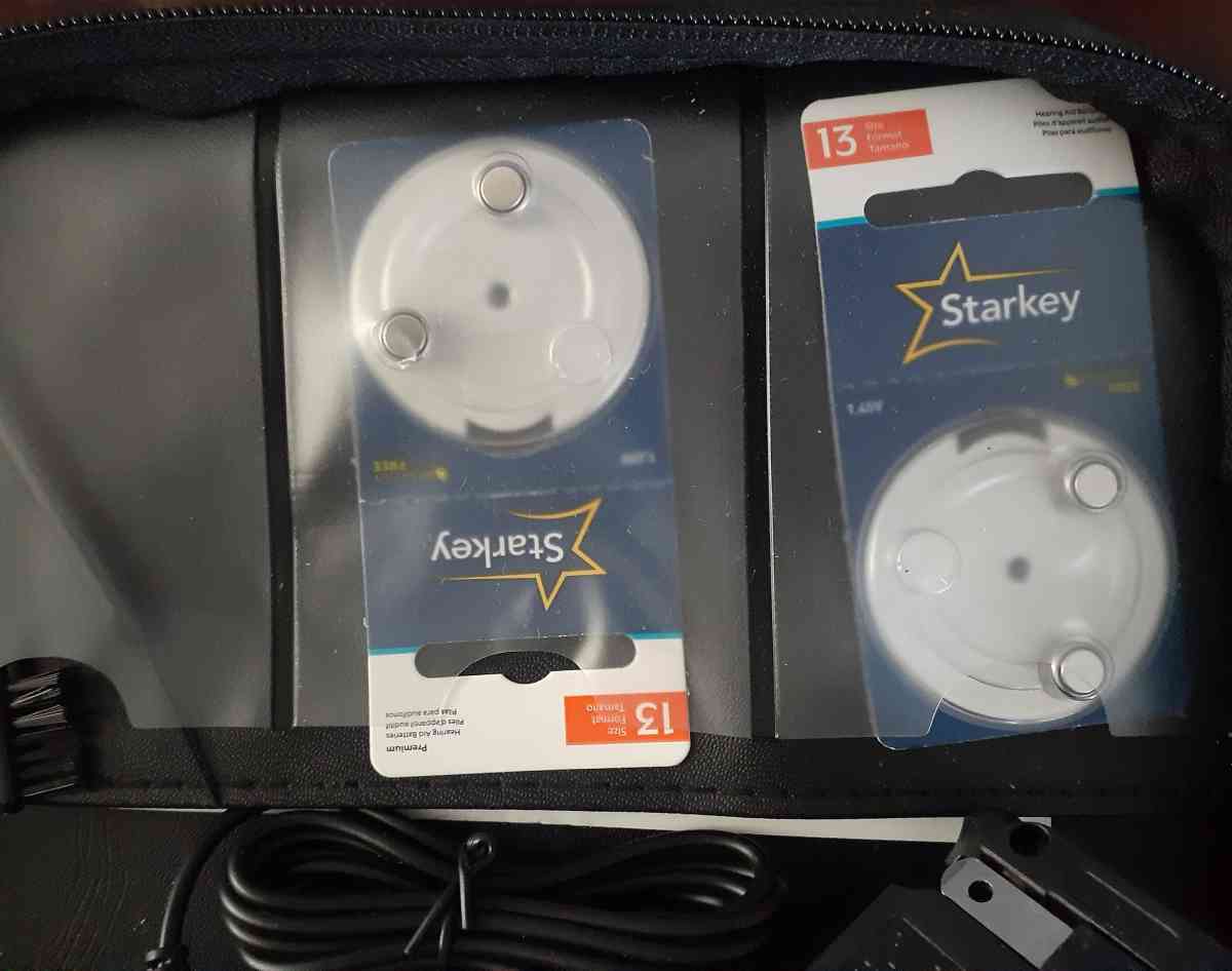 starkey i2400 bte bluetooth hearing aids - Adrian, Michigan - FleaMarketBay