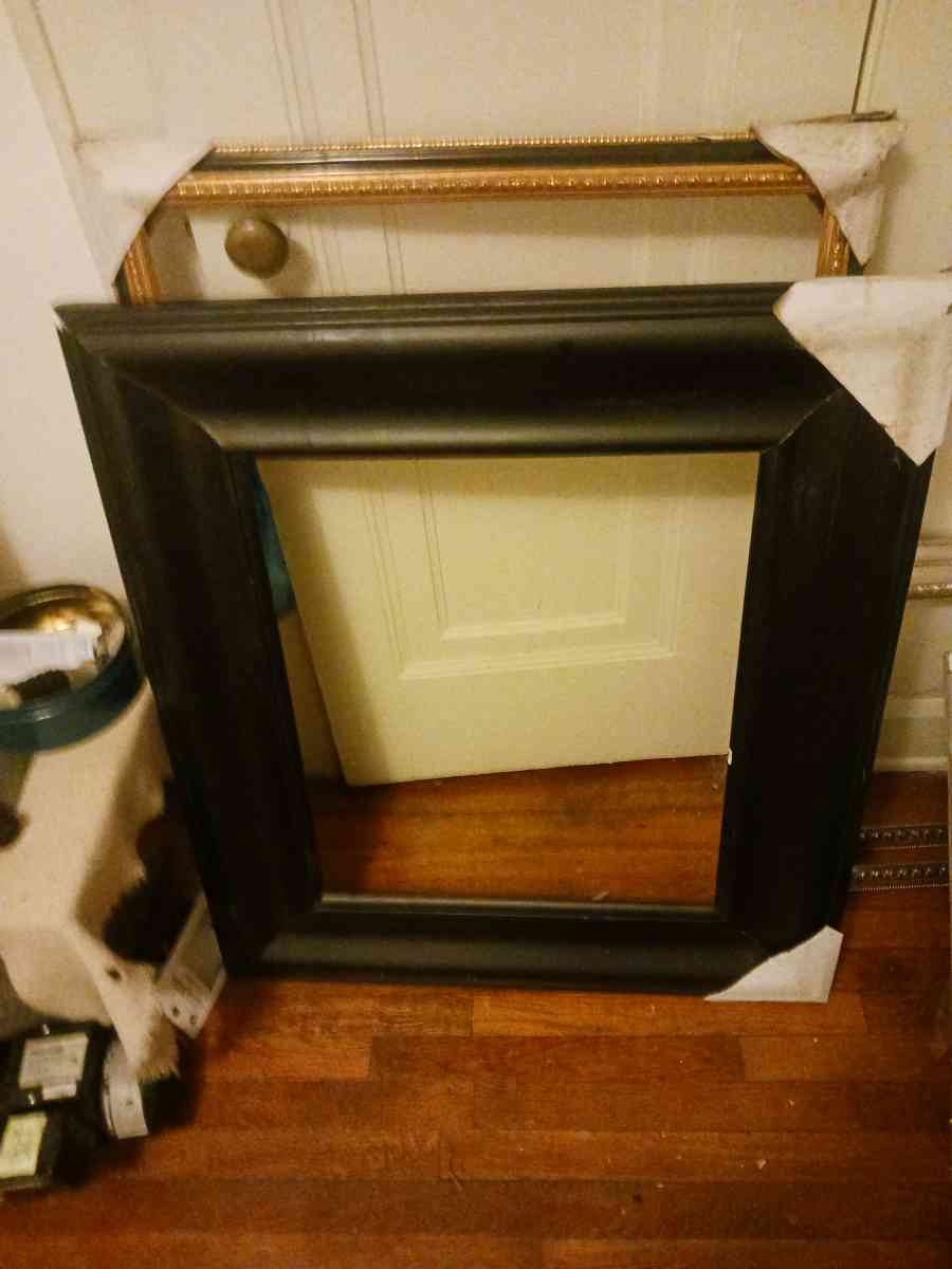 Picture Frames - Cleveland, Ohio - FleaMarketBay