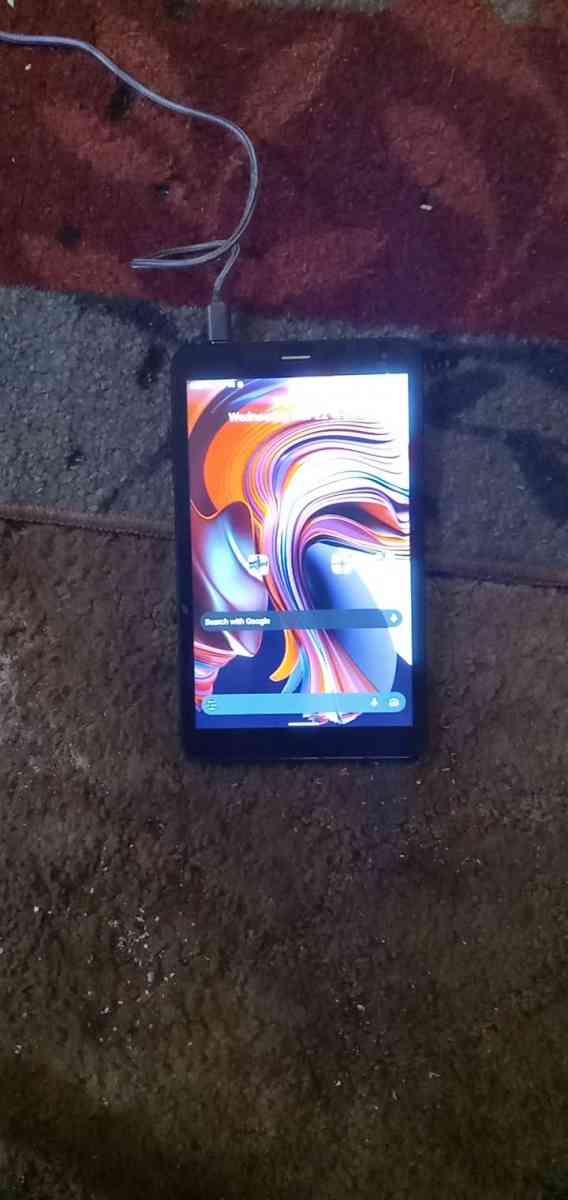 tablet - South Roxana, Illinois