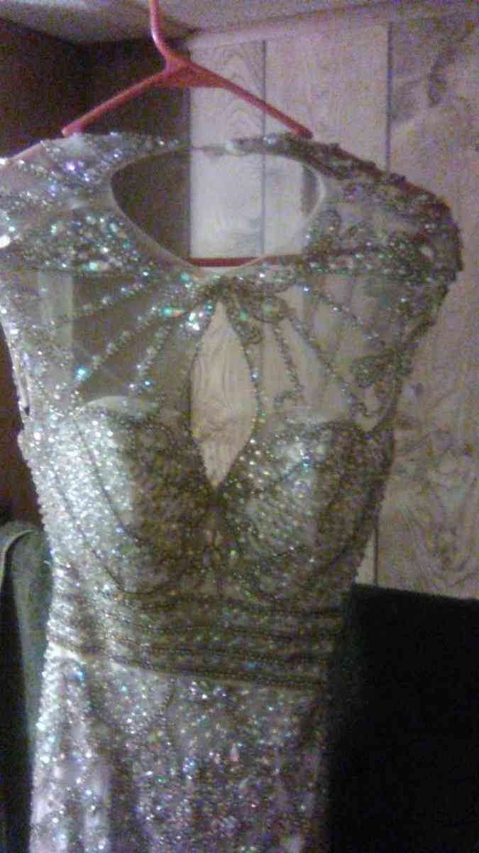 wedding dress - Wayne, West Virginia - FleaMarketBay