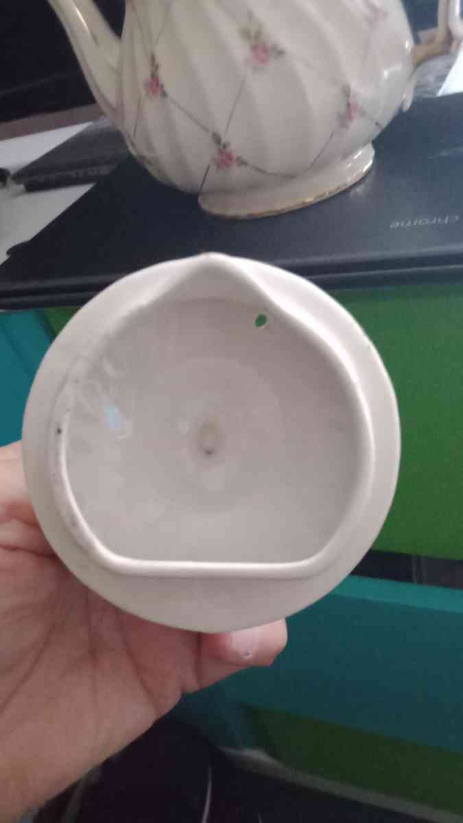 Tea Server - Milton, Florida - FleaMarketBay