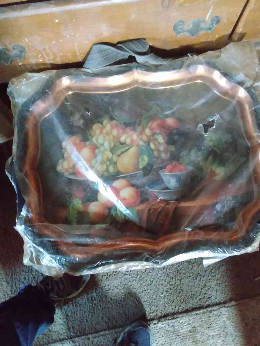 3 kiss figurines new in box never been open - Trussville, Alabama