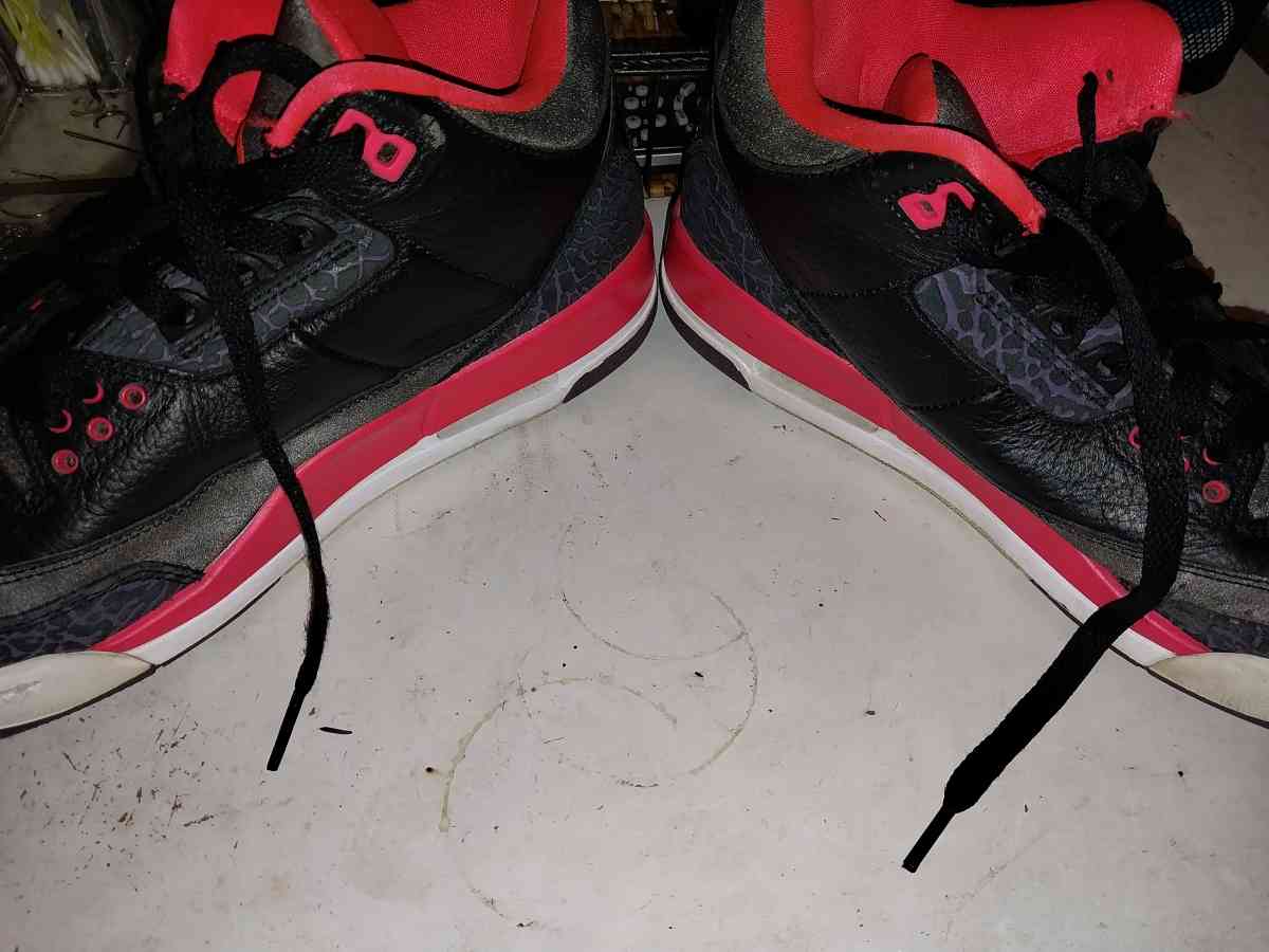 Jordan 3s - Tallahassee, Florida - FleaMarketBay