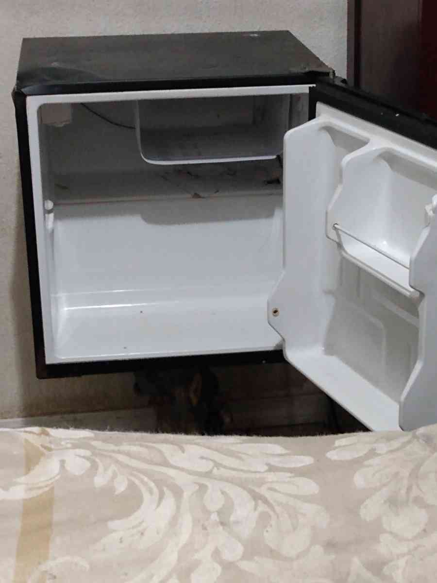 refrigerator - Mobile, Alabama