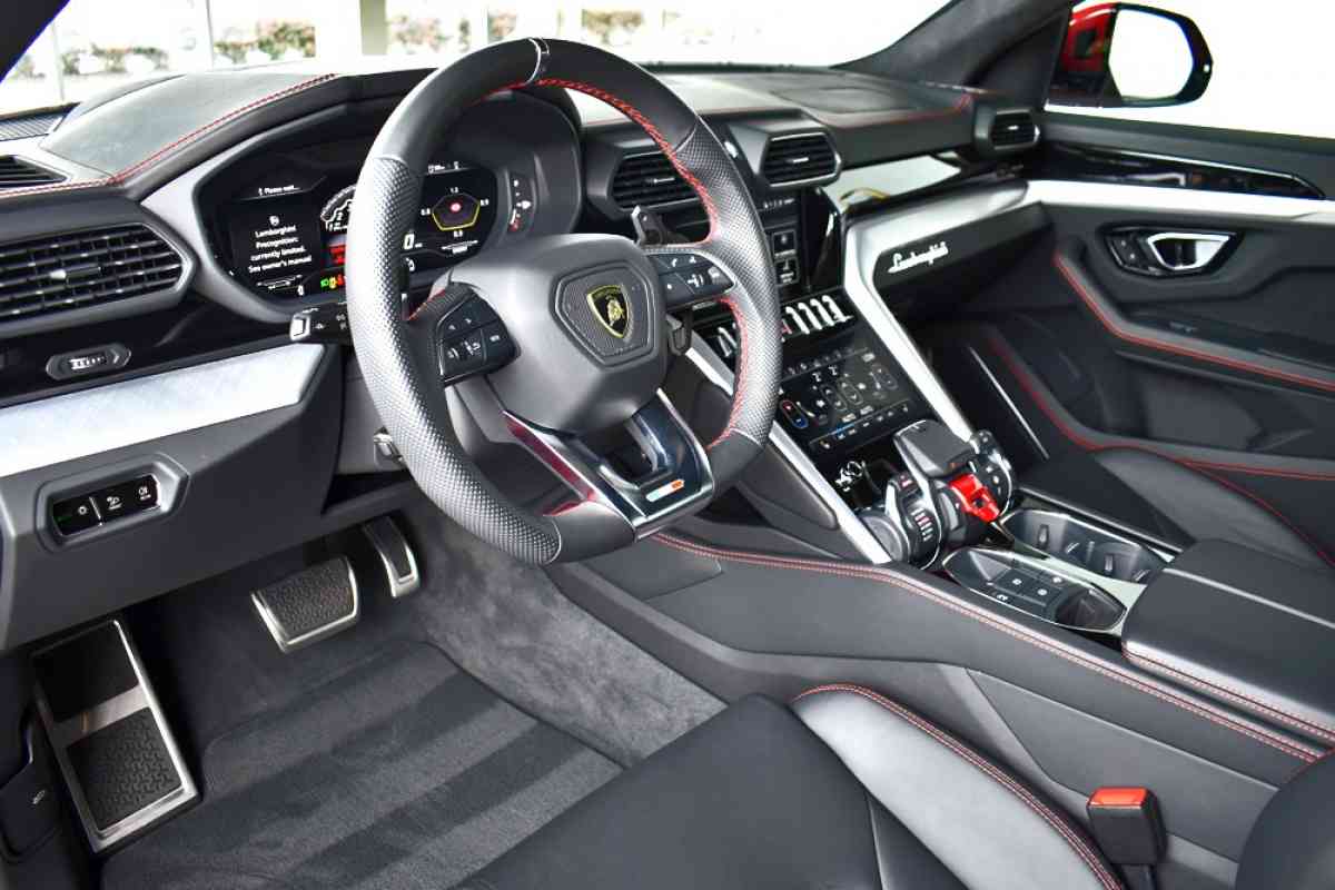 Lamborghini urus - Alicia, Arkansas - FleaMarketBay