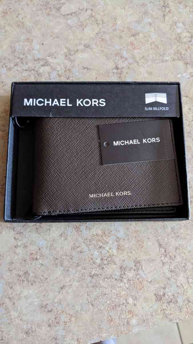New Mens  Michael Kors Wallet - New Castle, Delaware - FleaMarketBay