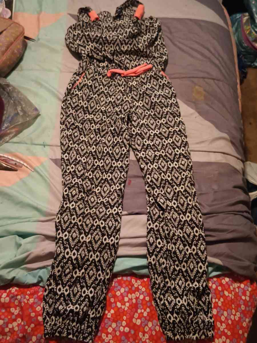 closet clean out 2 - Montgomery, Alabama - FleaMarketBay