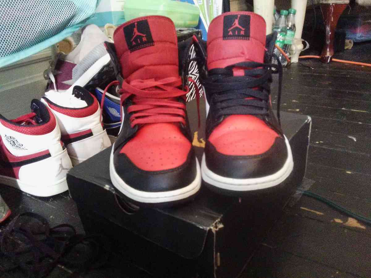 Jordan 1s in great shape and please dont waste OUR time - Bethlehem, Pennsylvania - FleaMarketBay