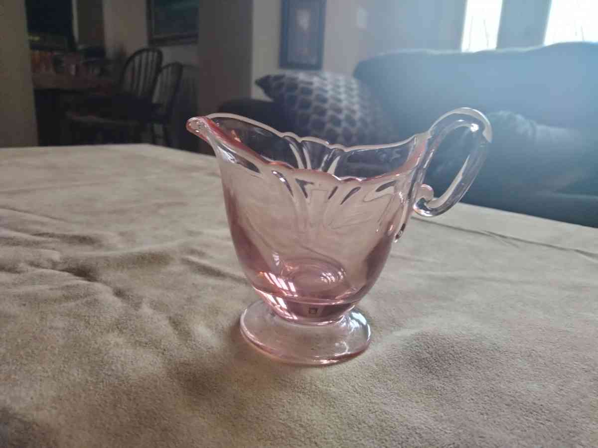 1940  vintage pink glassware - Spanaway, Washington - FleaMarketBay