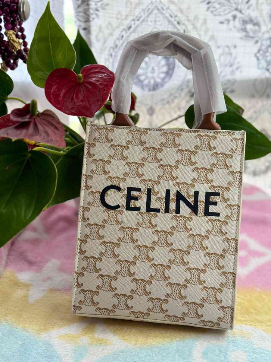 cute purse - Alicia, Arkansas