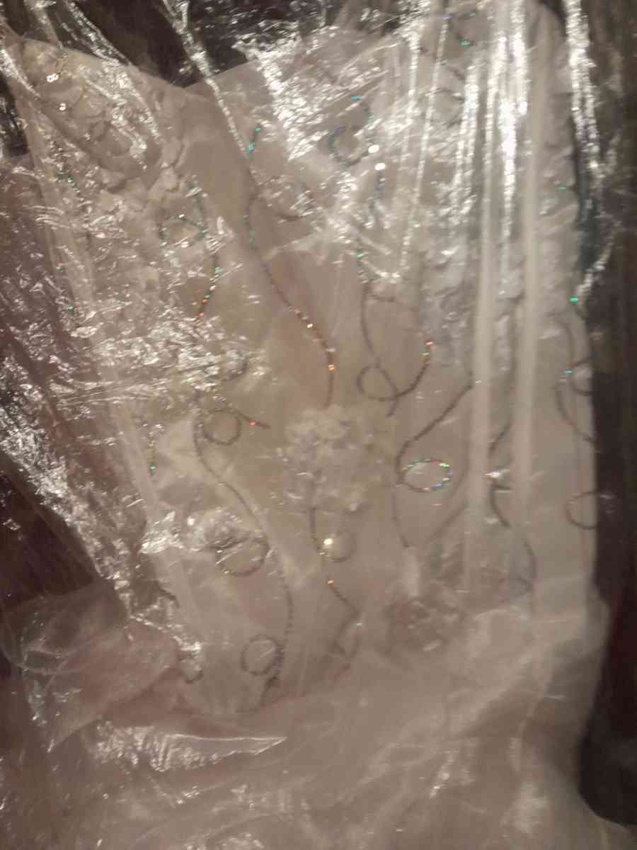 christen girls white dresses - Dallas, Texas - FleaMarketBay