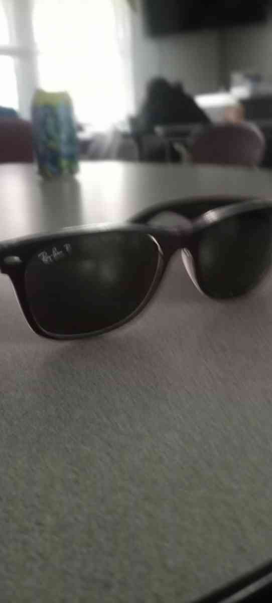 RAY BANS - York, Pennsylvania - FleaMarketBay