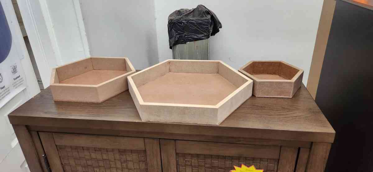 3 pack of decorative bowls - Urbana, Illinois - FleaMarketBay