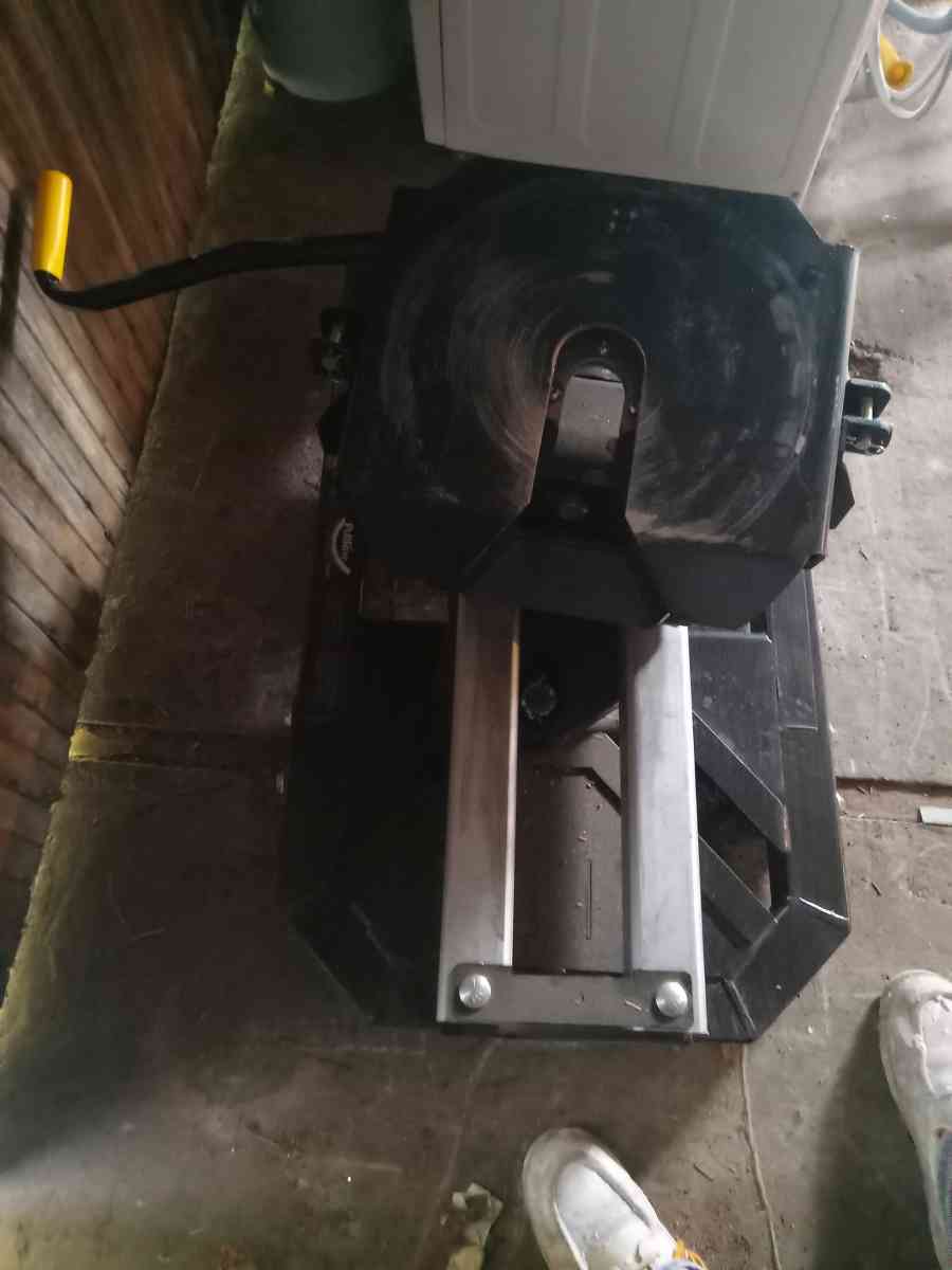 5thwheel hitch - Seattle, Washington - FleaMarketBay