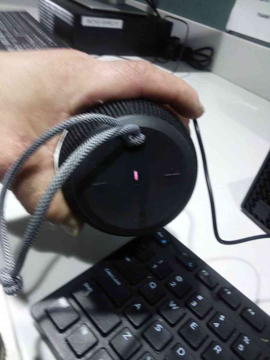 BRAND NEW HEYDEY BLUETOOTH SPEAKER 04 MODEL - Portland, Oregon - FleaMarketBay