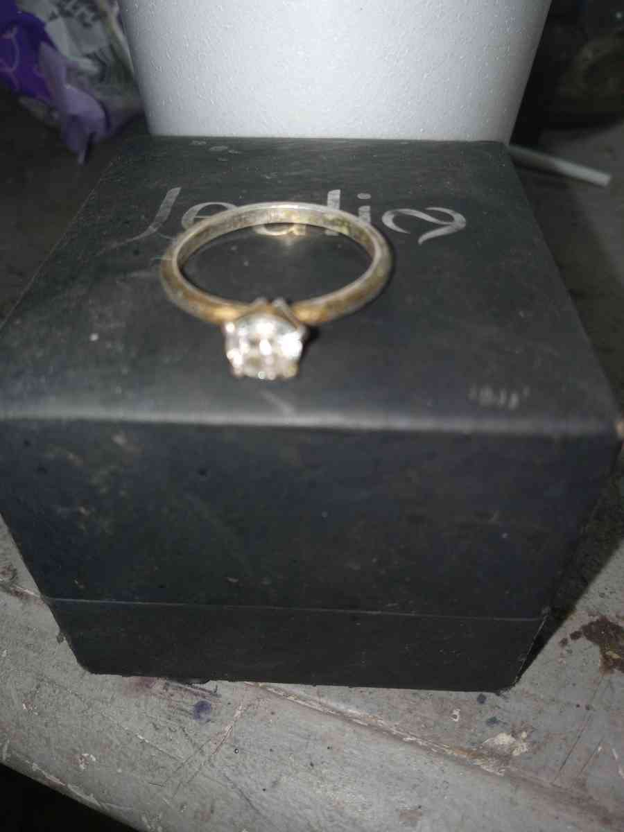 stirling silver diamond ring - Kansas City, Missouri - FleaMarketBay
