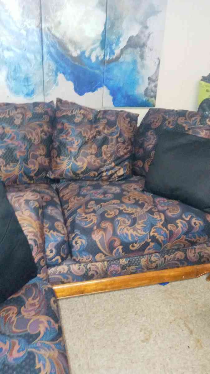 Couch and loveseat - Harper Woods, Michigan - FleaMarketBay