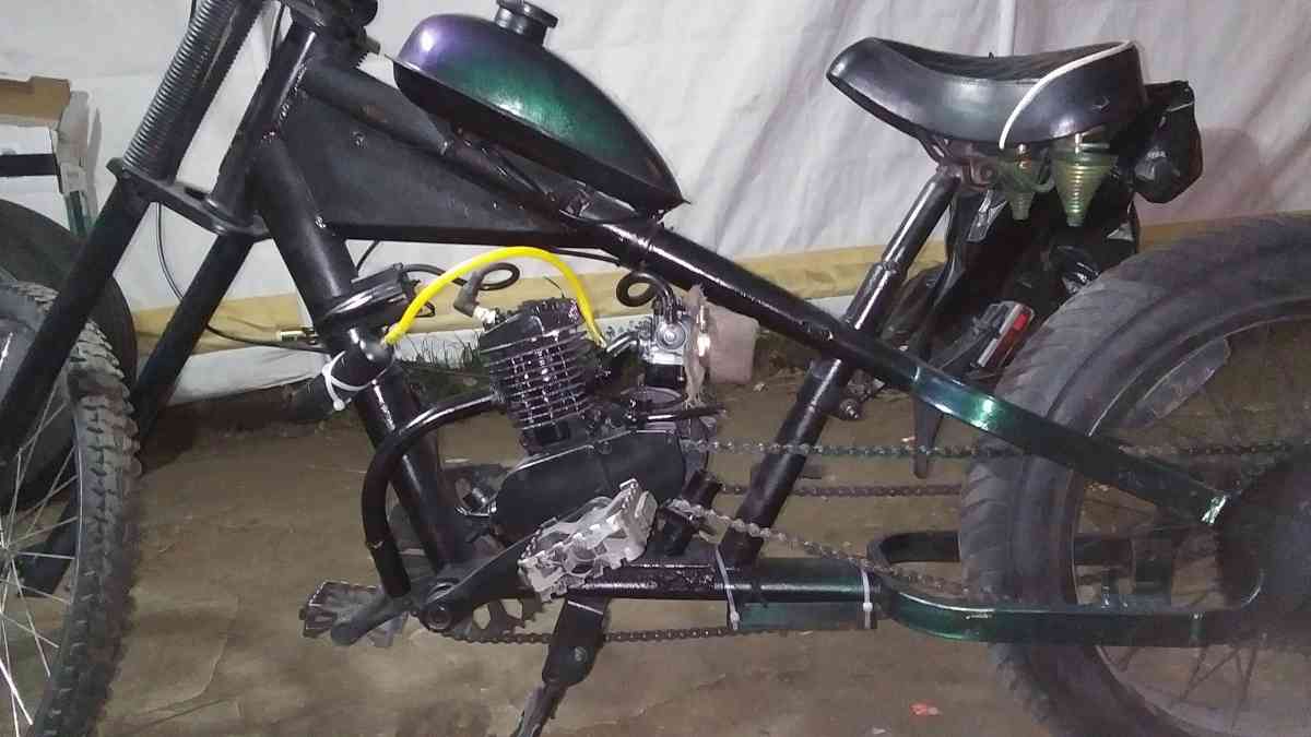 schwinn chopper - East Peoria, Illinois - FleaMarketBay