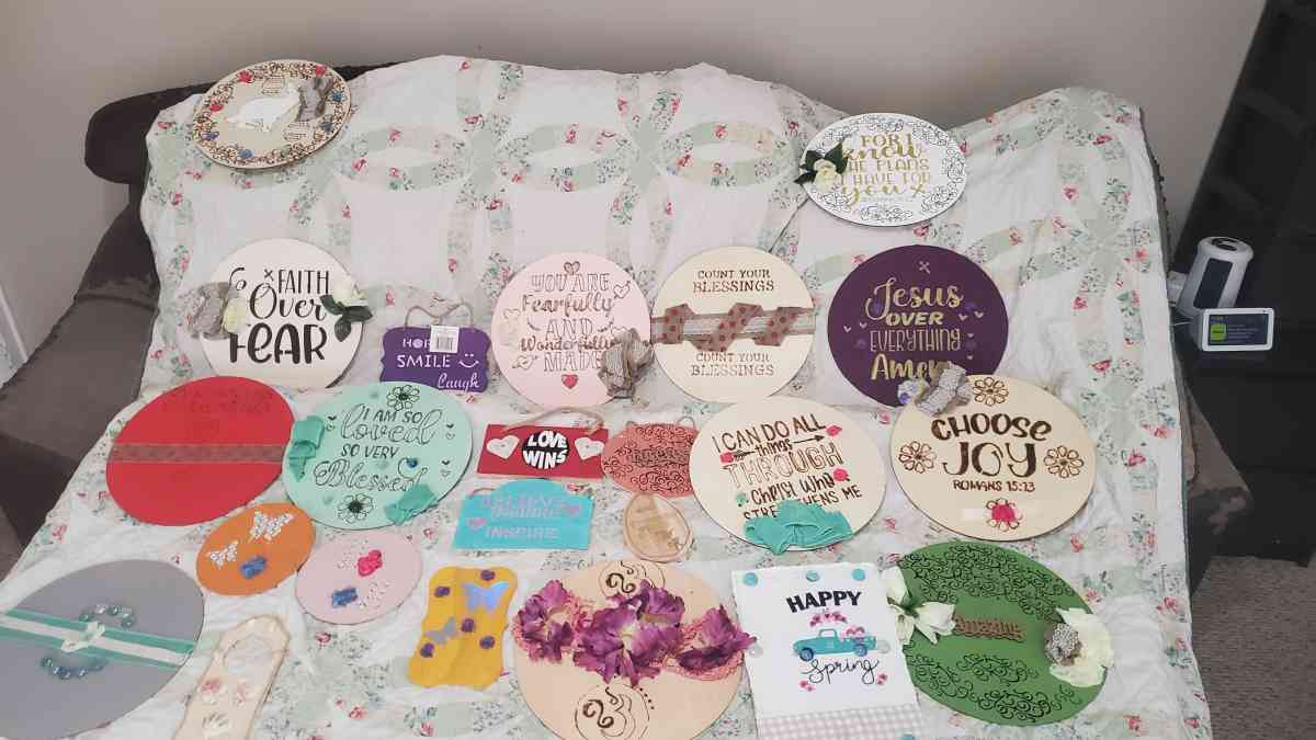 wooden signs 5 each - Jacksonville, Florida