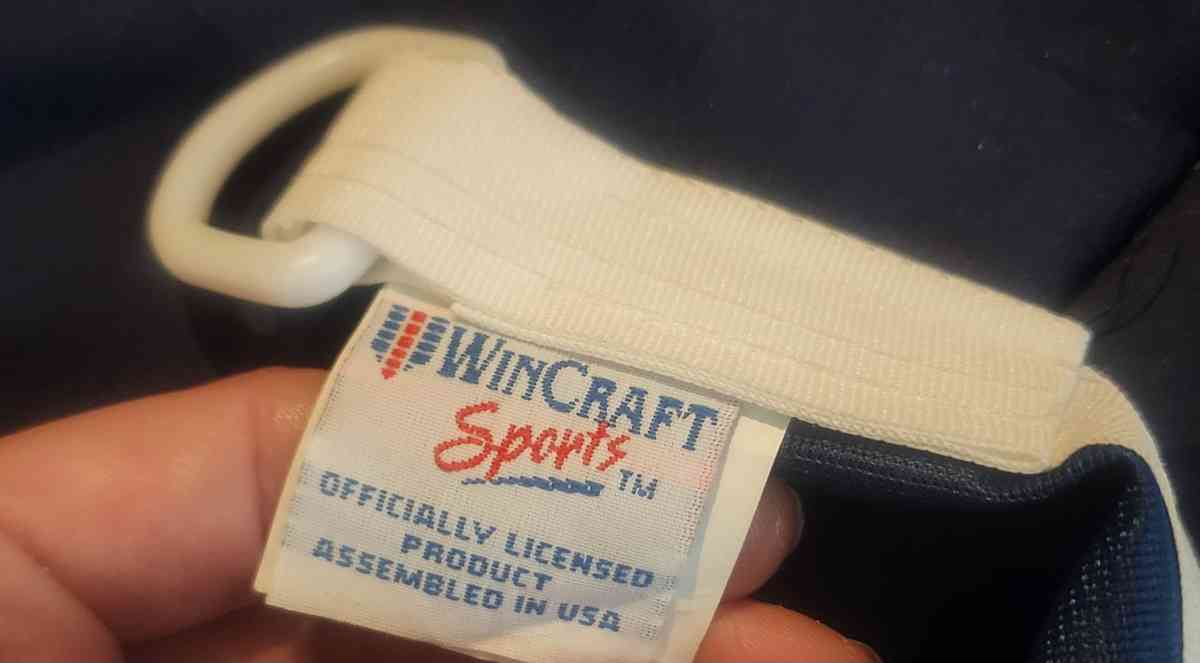 NFL FOOTBALL FANS OUTDOOR INDOOR FLAGS 3 X 5 - Los Angeles, California - FleaMarketBay