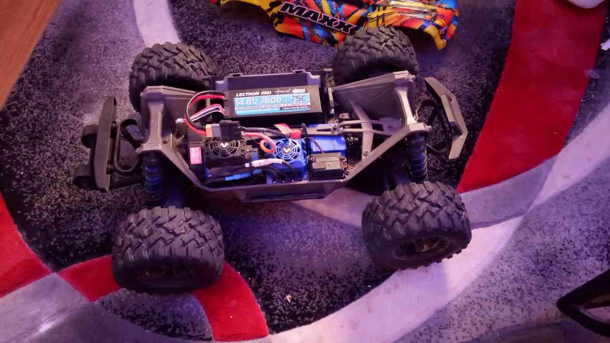 monster truck - East Saint Louis, Illinois - FleaMarketBay