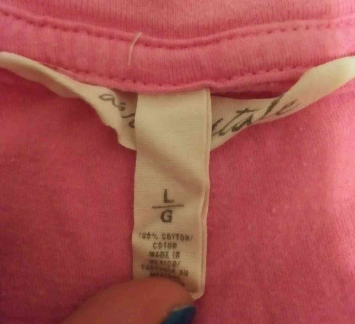 Aeropostale shirt - Milan, Michigan - FleaMarketBay