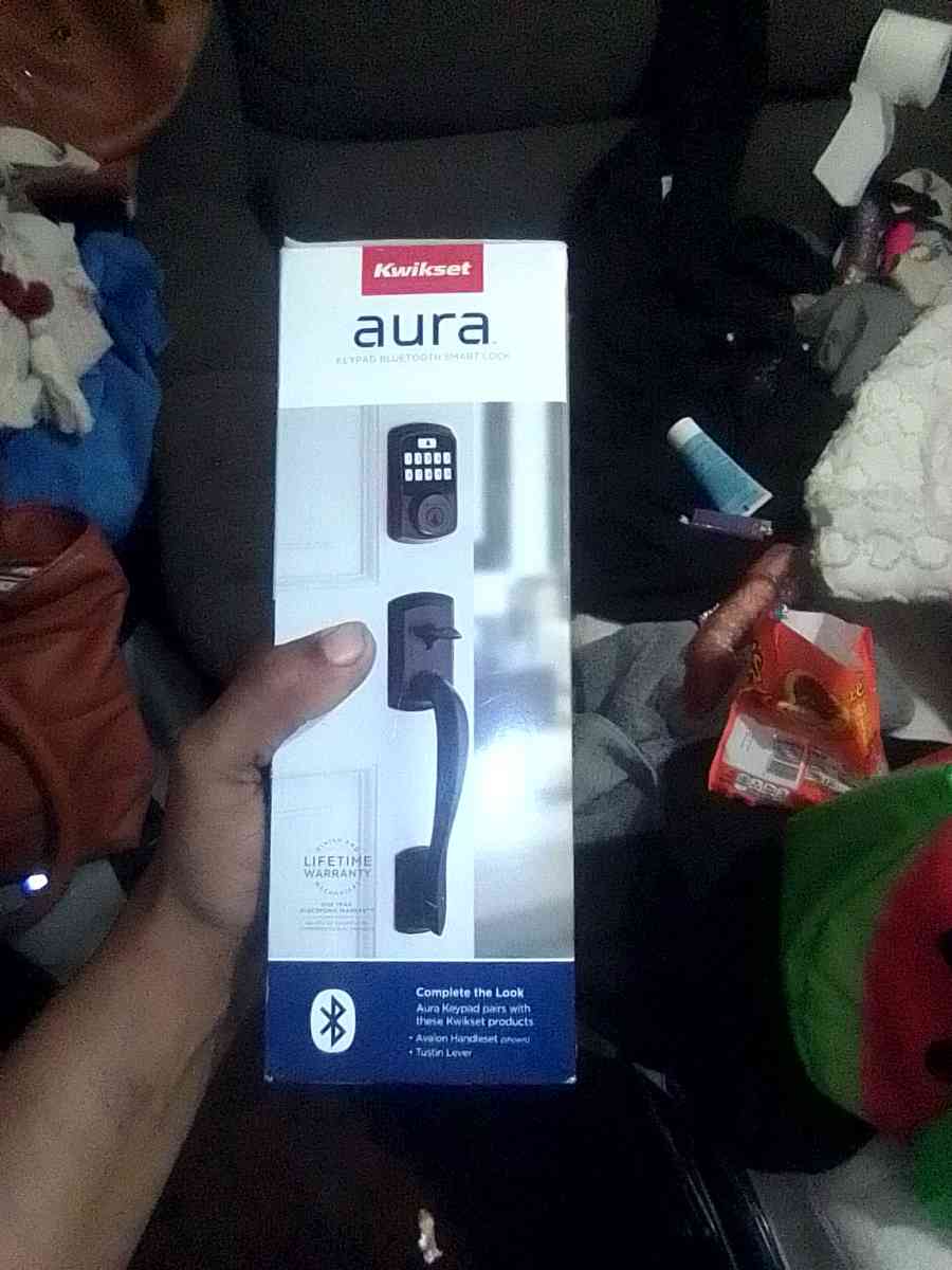 aura key pad Bluetooth smart  lock - Lancaster, California - FleaMarketBay